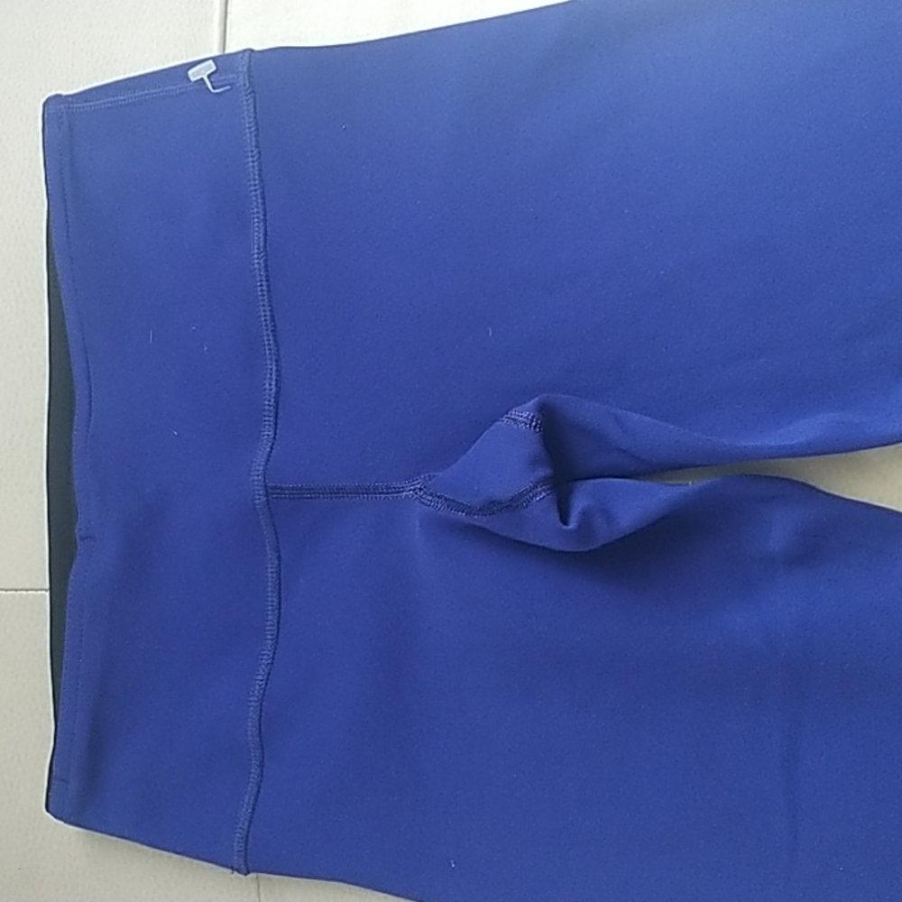 Lululemon Reversible capri Leggings